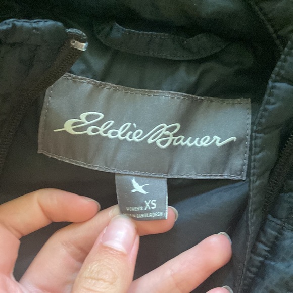 Eddie Bauer fitted quilted jacket - Picture 5 of 5